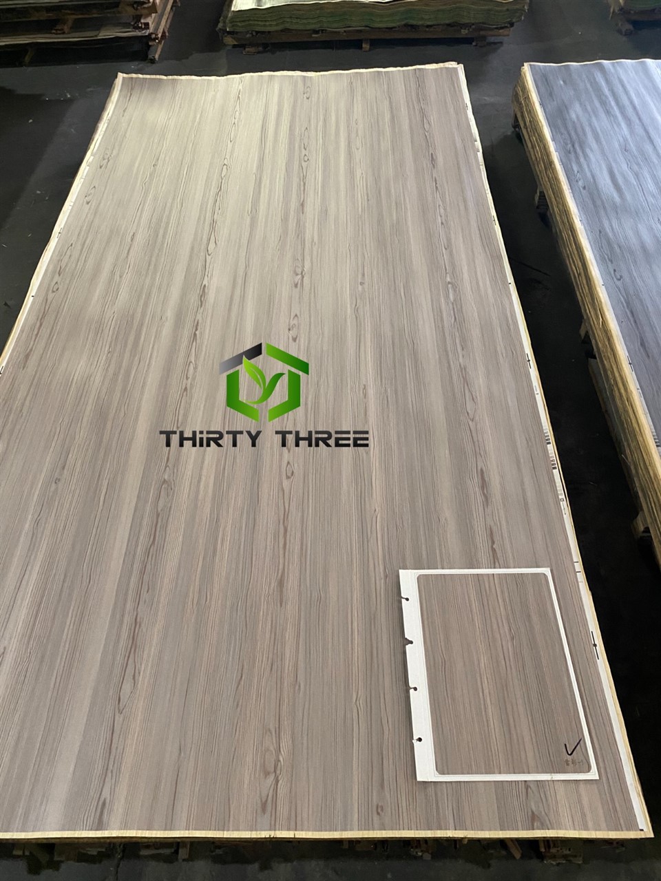4*8 Feet Melamine Faced Recon Poplar Engineered Wood Veneer